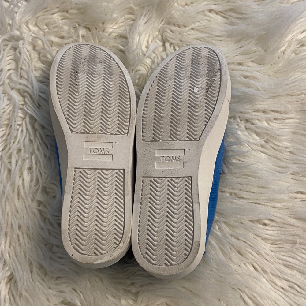 Toms Vibrant Blue Canvas Slip-Ons size 8W  excellent condition - Picture 6 of 8